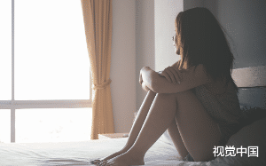 顾斐的白月光死在我的手术台上，他用力踩碎我的指骨，让我再也握不起手术刀