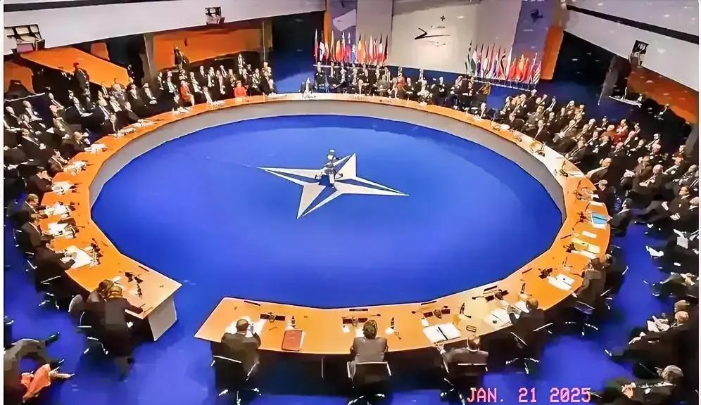 现在俄罗斯不敢随便招惹英国，招惹英国就等于自找死路。英国和美国是铁哥们，谁敢惹他