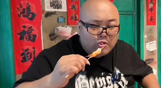 300斤网红“熊二”被曝已去世，知情人曝光细节，果然早有预兆！