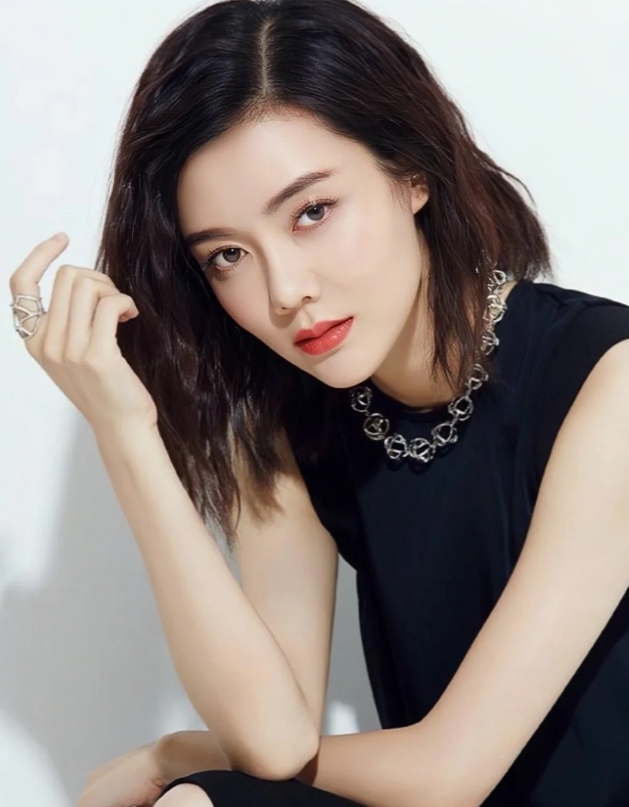 车晓的婚姻波折后，她将如何逆袭人生？