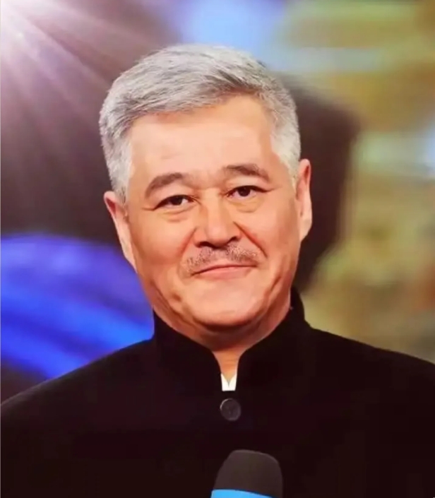 强烈建议！
不要看赵本山的小品！
因为我看完之后
啥也不想看了，就想怼着赵本山的