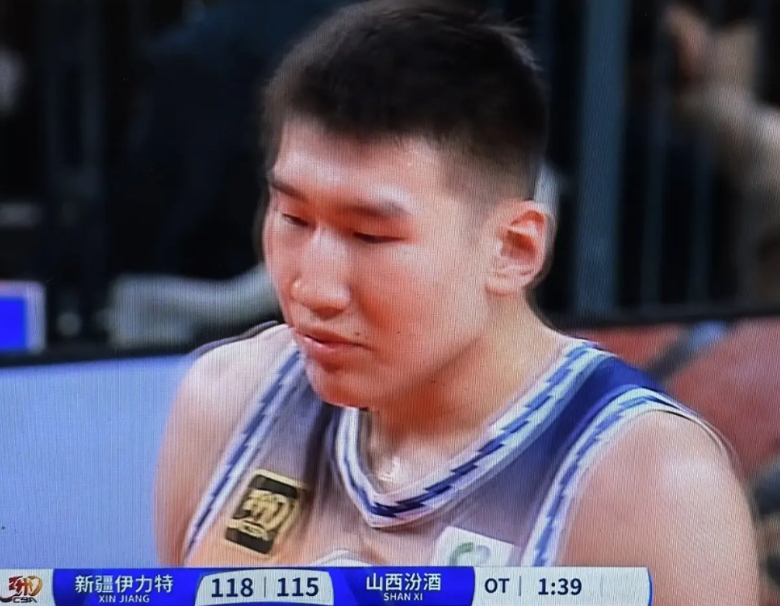 新疆VS山西---一战打出4名最强国手！
经过一个加时新疆主场128:121艰难
