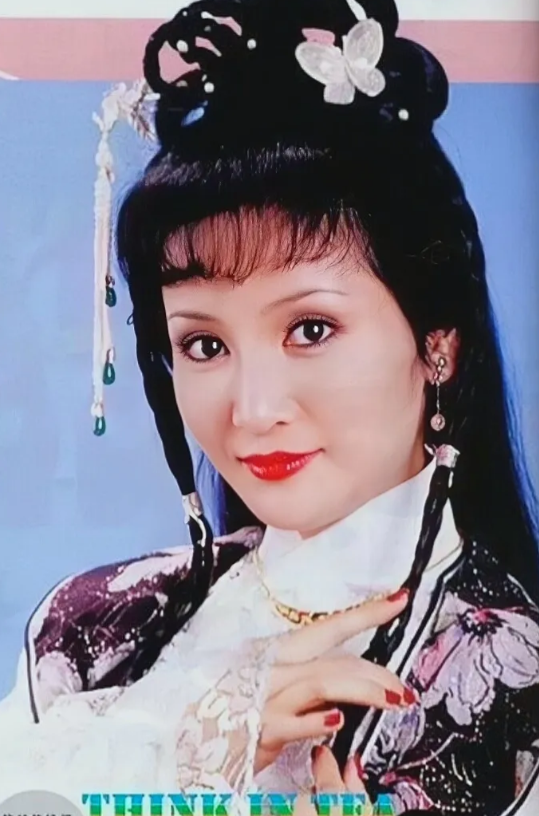 1980年tvb古龙武侠剧《离别钩》三位女演员狄波拉、吕有慧、高妙思剧照，你更喜