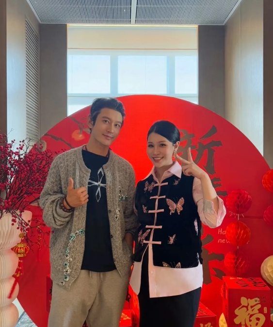 黄晓明，离开baby后气质都变了。