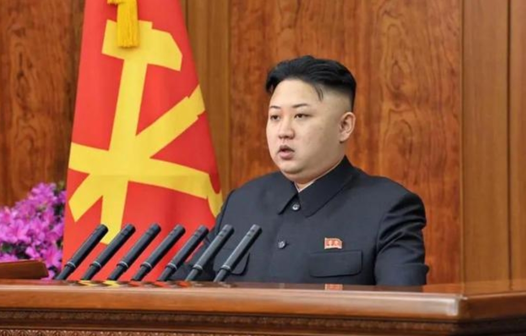 金正恩称朝鲜半岛战争一触即发，金正恩在讲话中强调，朝鲜半岛从未像现在这样危险地、