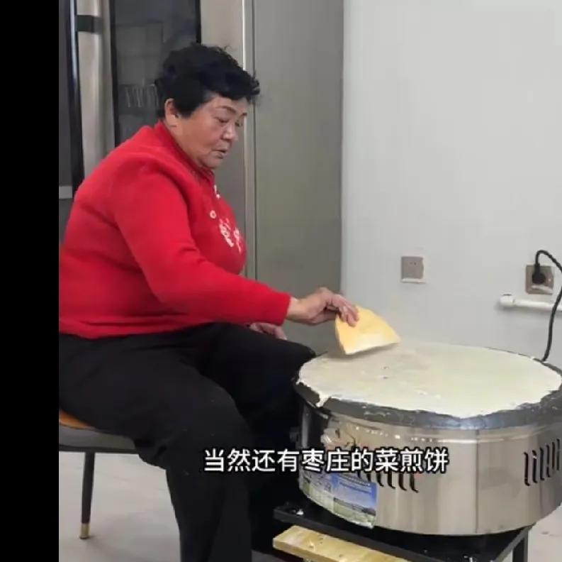 天赐爸妈真正活出了自我，让人羡慕，70多岁的年纪看着活力满满。
有反对的声音，但