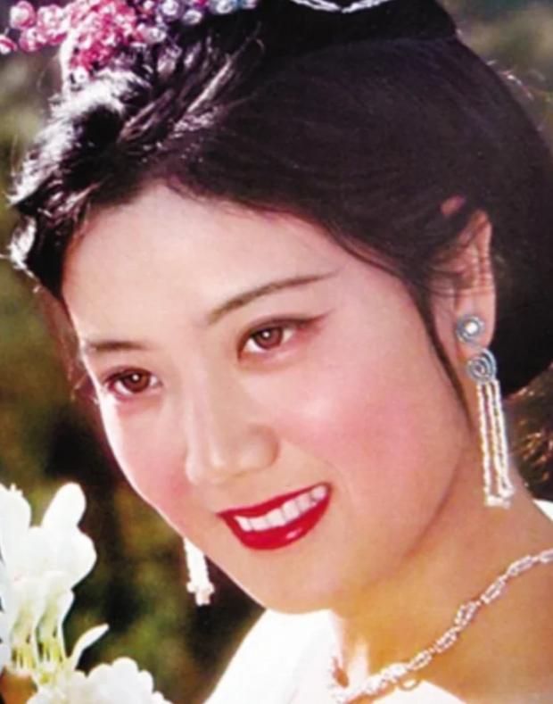 80年代双料影后，90年代成商界精英