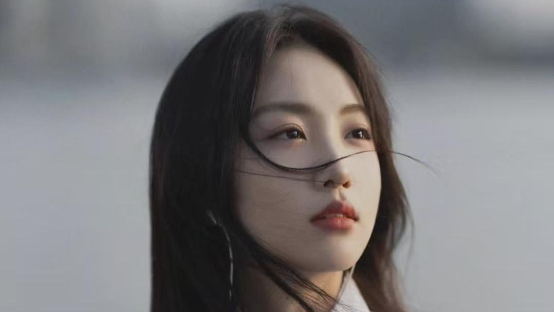 我为他荒芜了四季，他却在别人的春天里