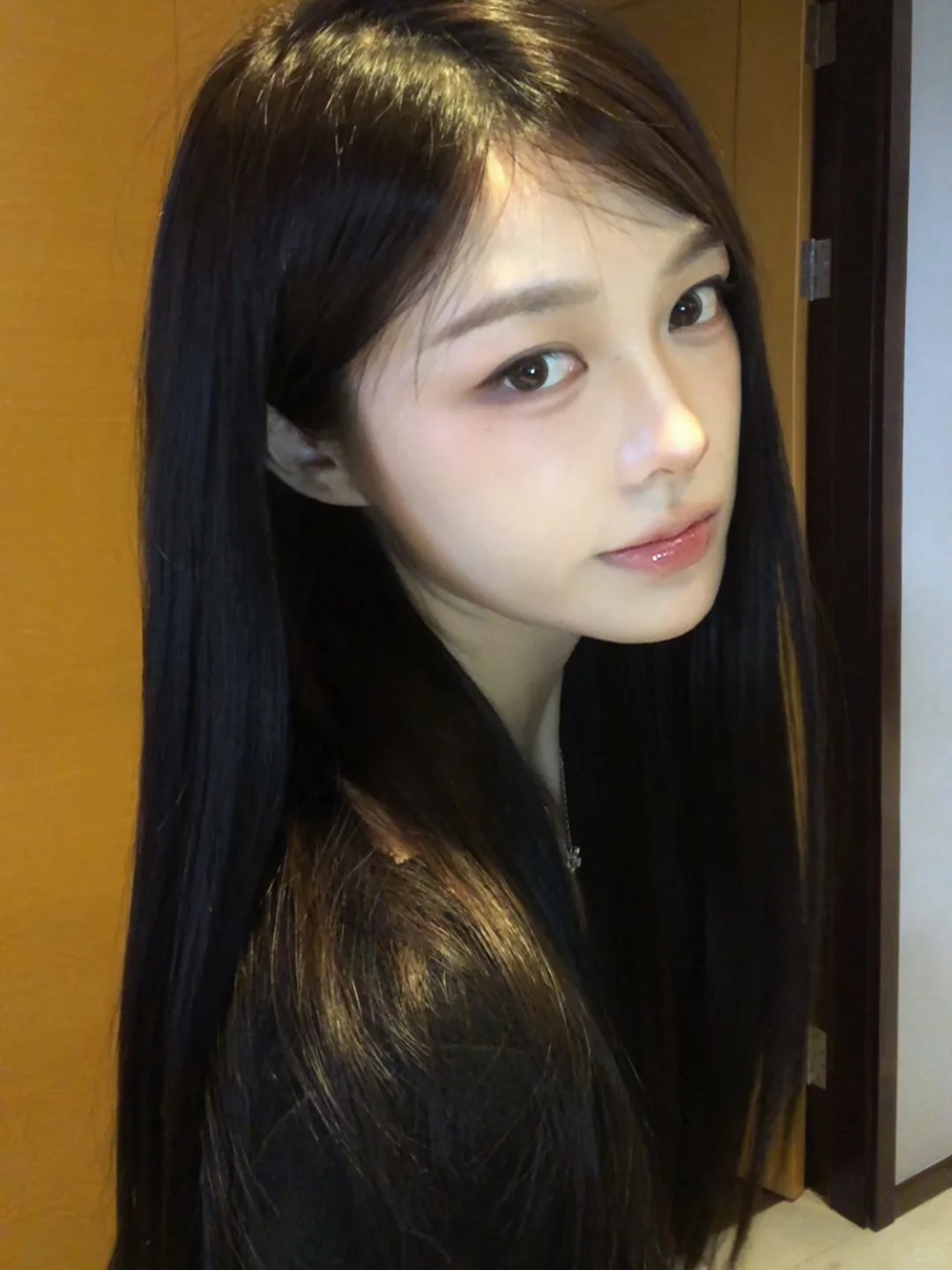 吉赛尔你小子…吉式白开水妆别美过头了
季节仿妆已经被我拿捏 嘿嘿嘿嘿
等我滴教程