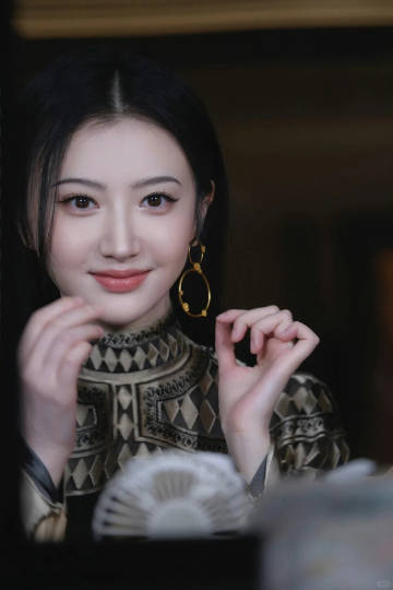景甜，人间富贵花 也是实至名归