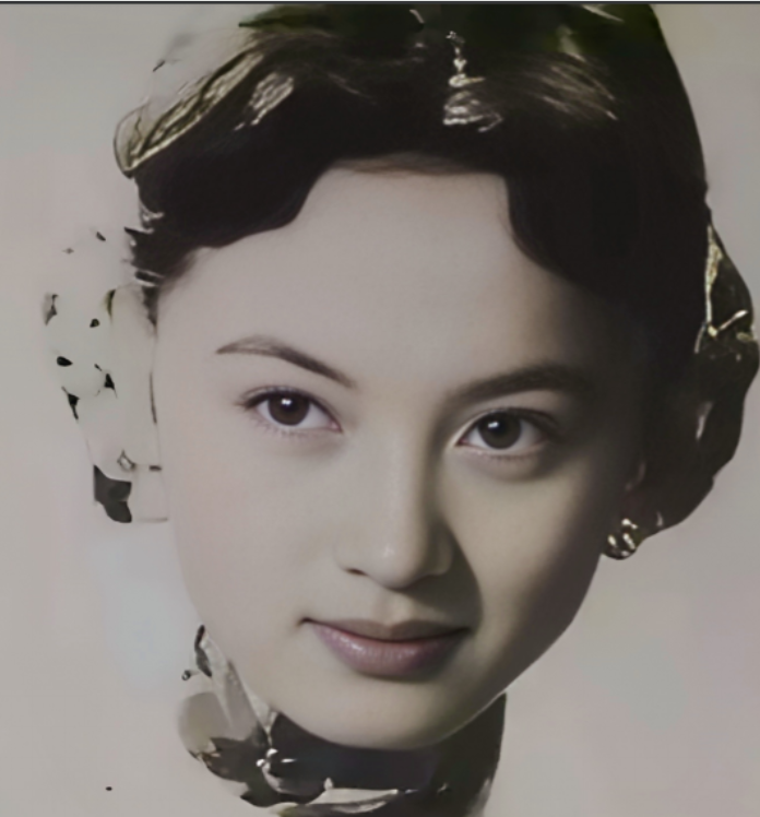 1918年，唐继尧让妻妾以打麻将的名义，将手下庾恩旸的妻子钱秀芳骗到家里。还没打