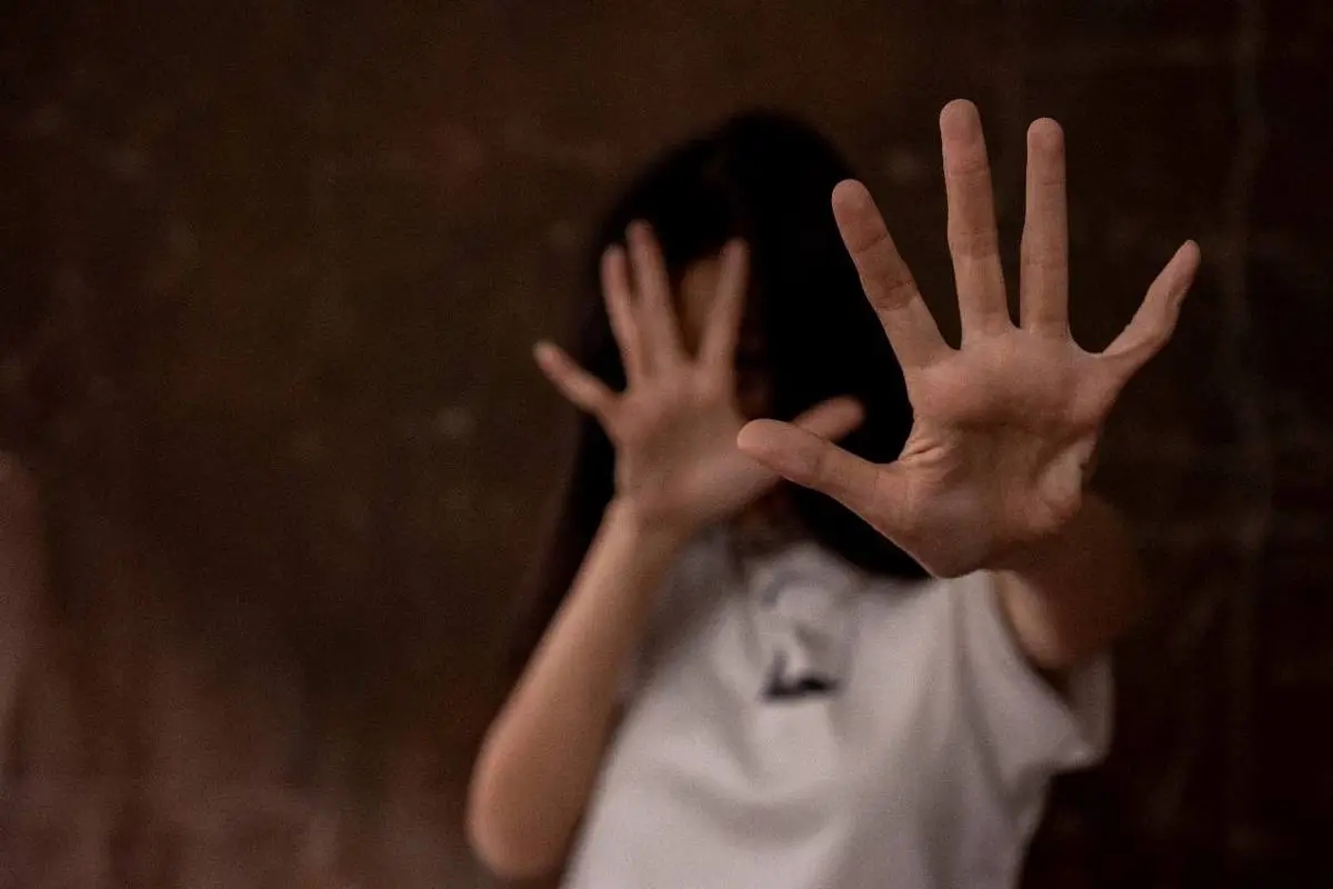 广东惠州，18岁小伙与12岁女生恋爱期间，致女生怀孕，被判处10年有期徒刑，事后