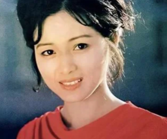 张蕾：舞台之光的璀璨之星