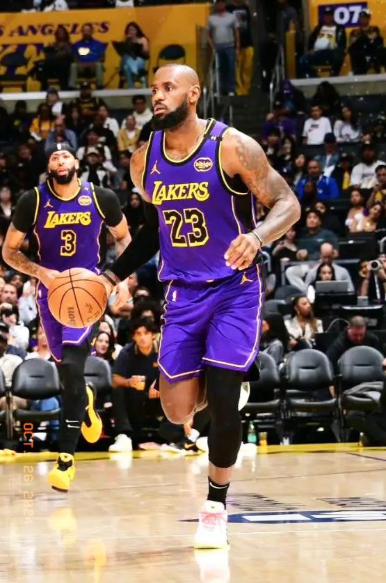 湖人总决赛稳了，詹姆斯一定律预示着湖人至少能进总决赛！

今天湖人达到比赛太提气