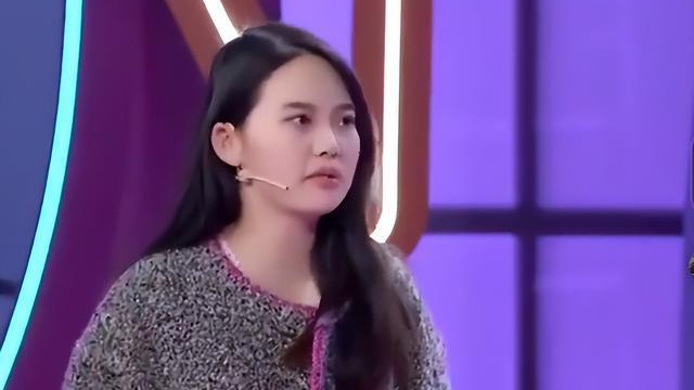 姐姐反对弟弟谈32岁女友，让弟弟在家人和女朋友中二选一