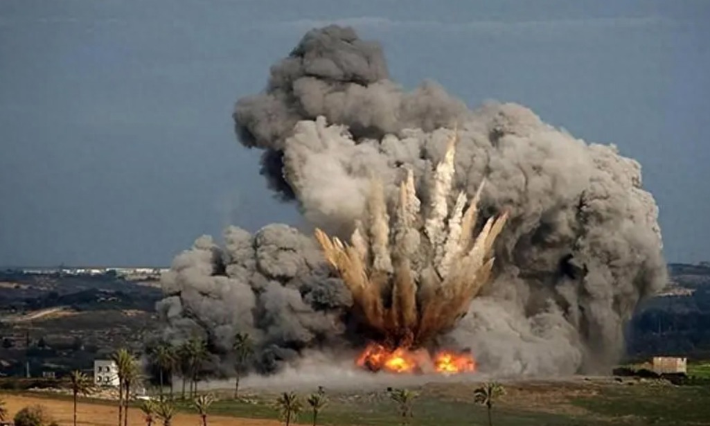 反美袭击四面开花，美军两大基地同时遭袭，伊朗警告已经成真！4月21日，美军位于叙