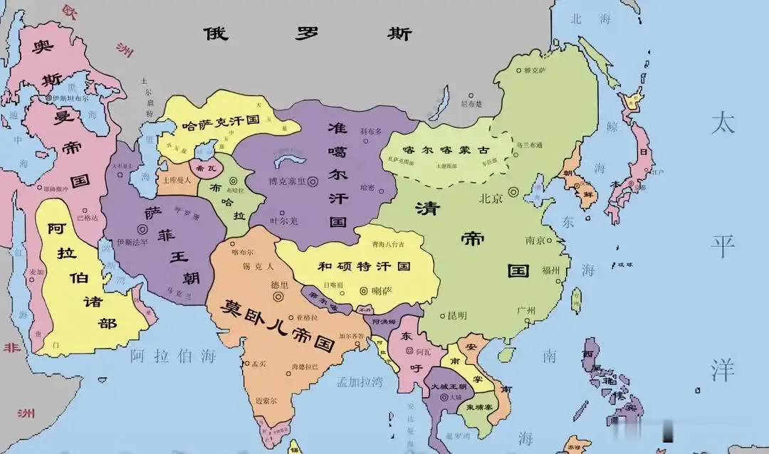 清朝平定准噶尔汗国，前后大约用了七十几年时间，历经康雍乾三朝，解决了西北边患。