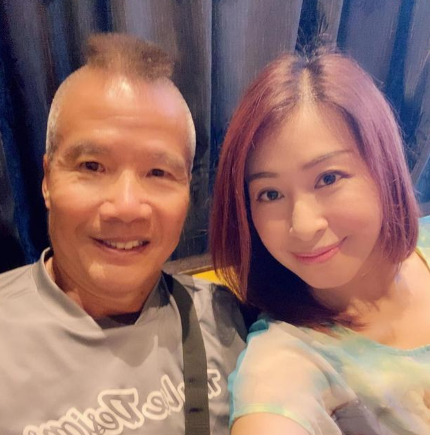 他是香港很出名的绿叶演员，印象最深刻就是参与电影《古惑仔4：战无不胜》和《百变星