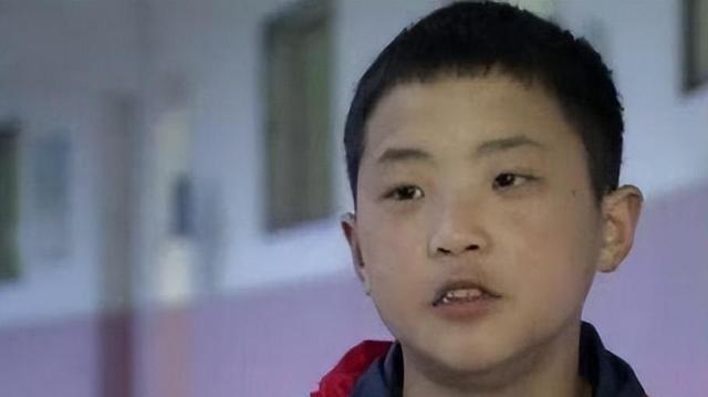 因《变形计》成“公主”,不认父母、将奶奶当仆人,结局大快人心(变形计女主人公颜值排行榜)-第5张图片-九妖电影 因《变形计》成“公主”,不认父母、将奶奶当仆人,结局大快人心(变形计女主人公颜值排行榜)-第5张图片-九妖电影