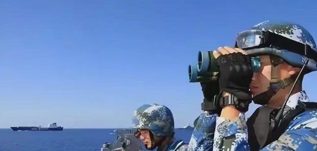 “岛内媒体表示，中国大陆并不一定敢真的封锁台湾！1.第一，解放军对台湾东部外海管