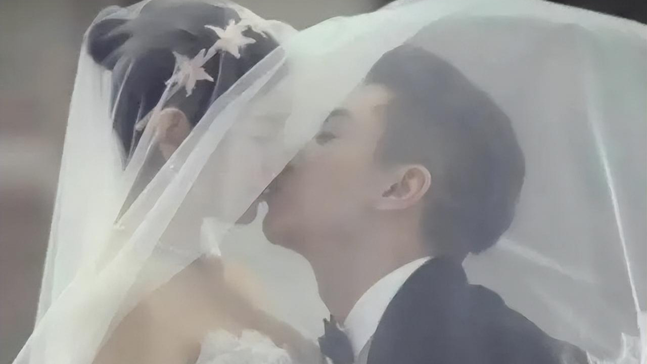 被曝出轨害惨陈晓，陈妍希发声明怒斥谣言，坚决保护孩子获称赞