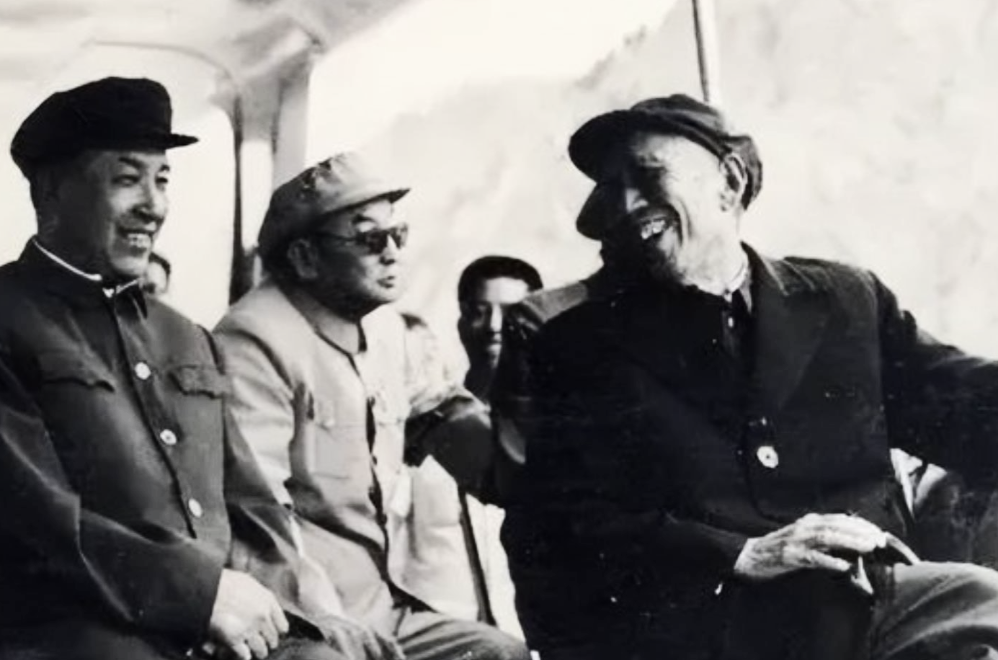 1967年冬，抚顺方面来信，向农垦部部长王震上将求证：“在战争年代，您与抚顺西露