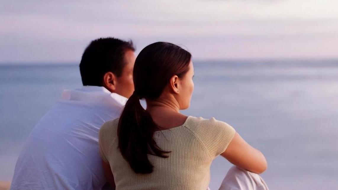 丁克婚姻25年后疑生变，这对上海网红夫妻怎么了？