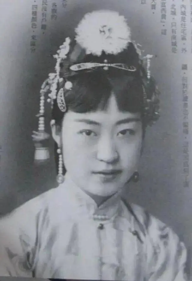 民国第一渣女与溥仪青梅竹马