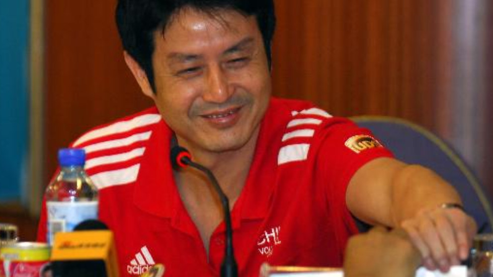 女排名帅陈忠和现状：二婚娶女徒弟为妻，如今已退休携妻回归家庭