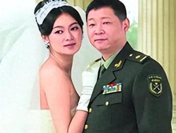 人们记忆中的毛子，还是那么朴实自然。祝健康快乐！
 
辛勤劳作，造福社会，活出不