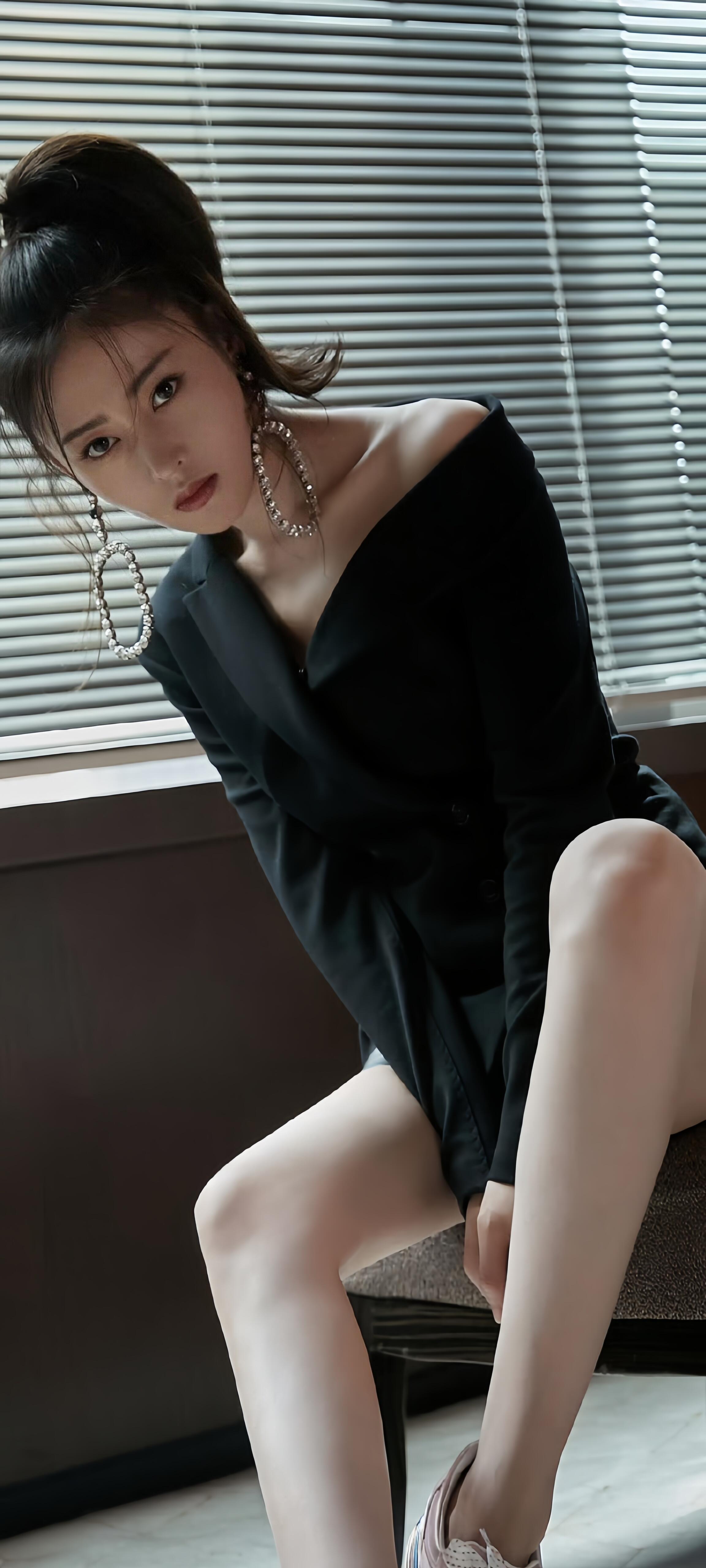 张天爱——俏脸清丽