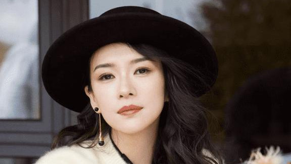 微博这一夜，李冰冰耍了一个小心机，打脸了借王安宇上位的杨颖