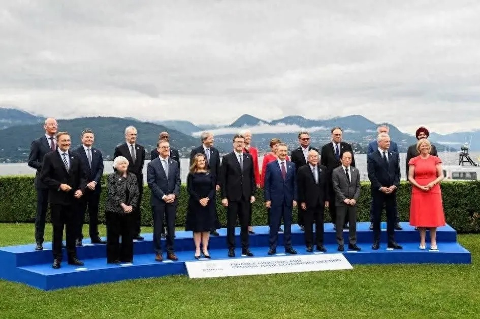 随着美国一声令下，法国临时反水，七国统一战线对华！美国在打压中国电动汽车上已经有