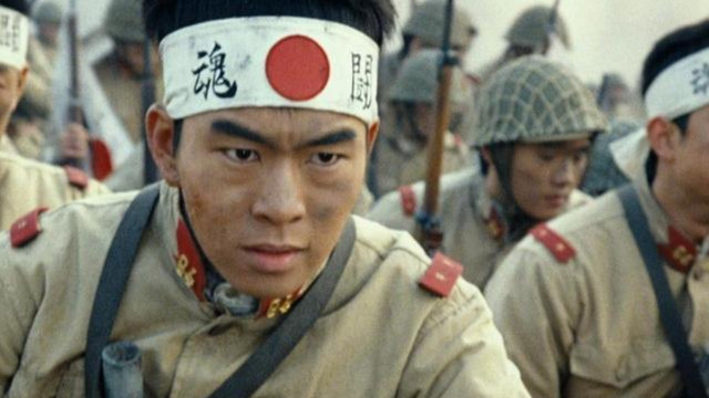 泰纳鲁河口战役：1000日军死亡冲锋，美军以暴制暴：坦克直接碾！