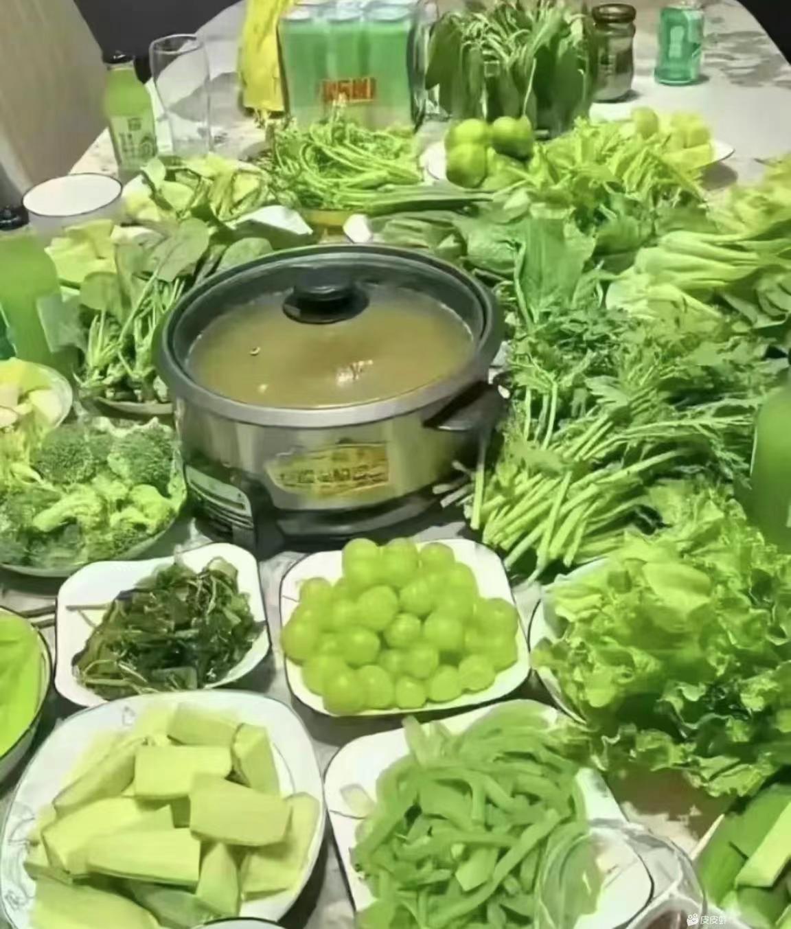 朋友请我吃火锅