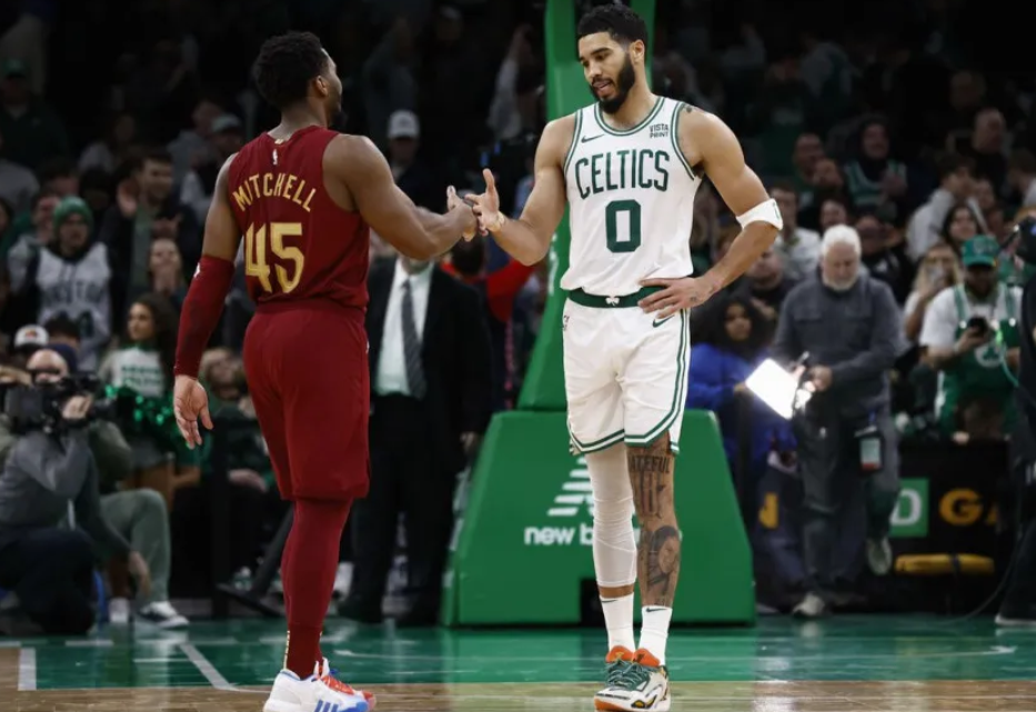 基于四个原因，凯尔特人11月20日将终结骑士15连胜！

    第一，两队最近