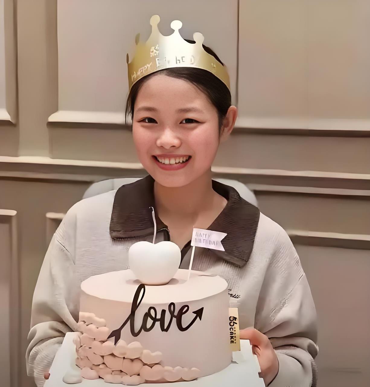 莫小贝的扮演者王莎莎都33岁了，真的一点也看不出来，这样子看起来还是小时候的面孔