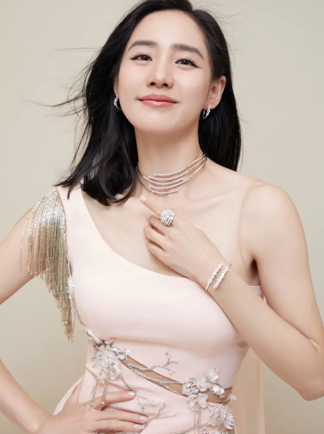 王智活动造型照什么水平？