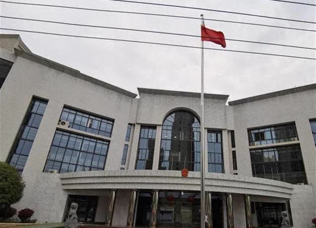 近日，武汉市黄陂区法院执行局与王家河人民法庭联动执行。法庭在调查一起抚养费纠纷案