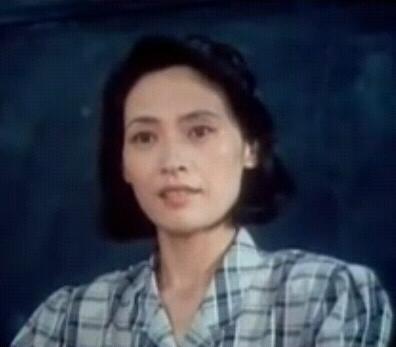 宋晓英演艺事业的挑战和努力