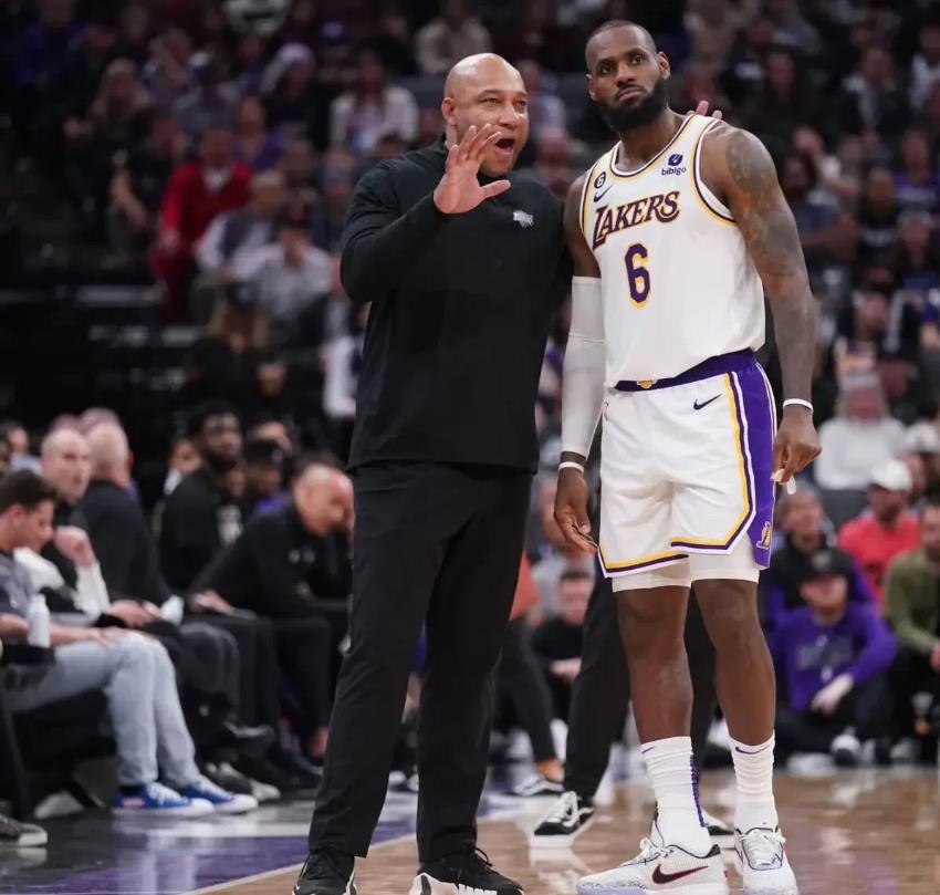 现在的掘金和雄鹿知道当年湖人有多惨了吧？

掘金引入底薪威少，发现威少阵地作用基