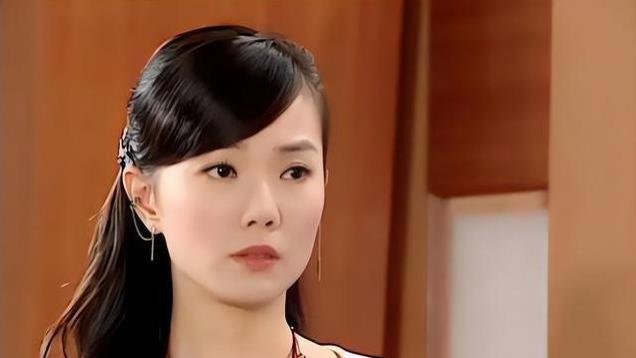 51岁谢金燕像20岁少女，《意难忘》中的婷婷，真实人生也让人心碎