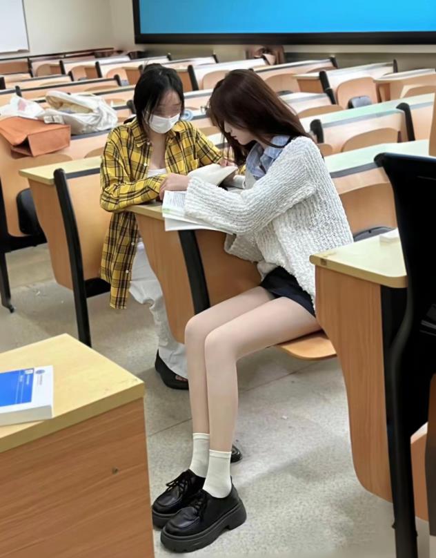 要是有一个这样好心辅导我的学姐，当年也不至于考不上清北了！
