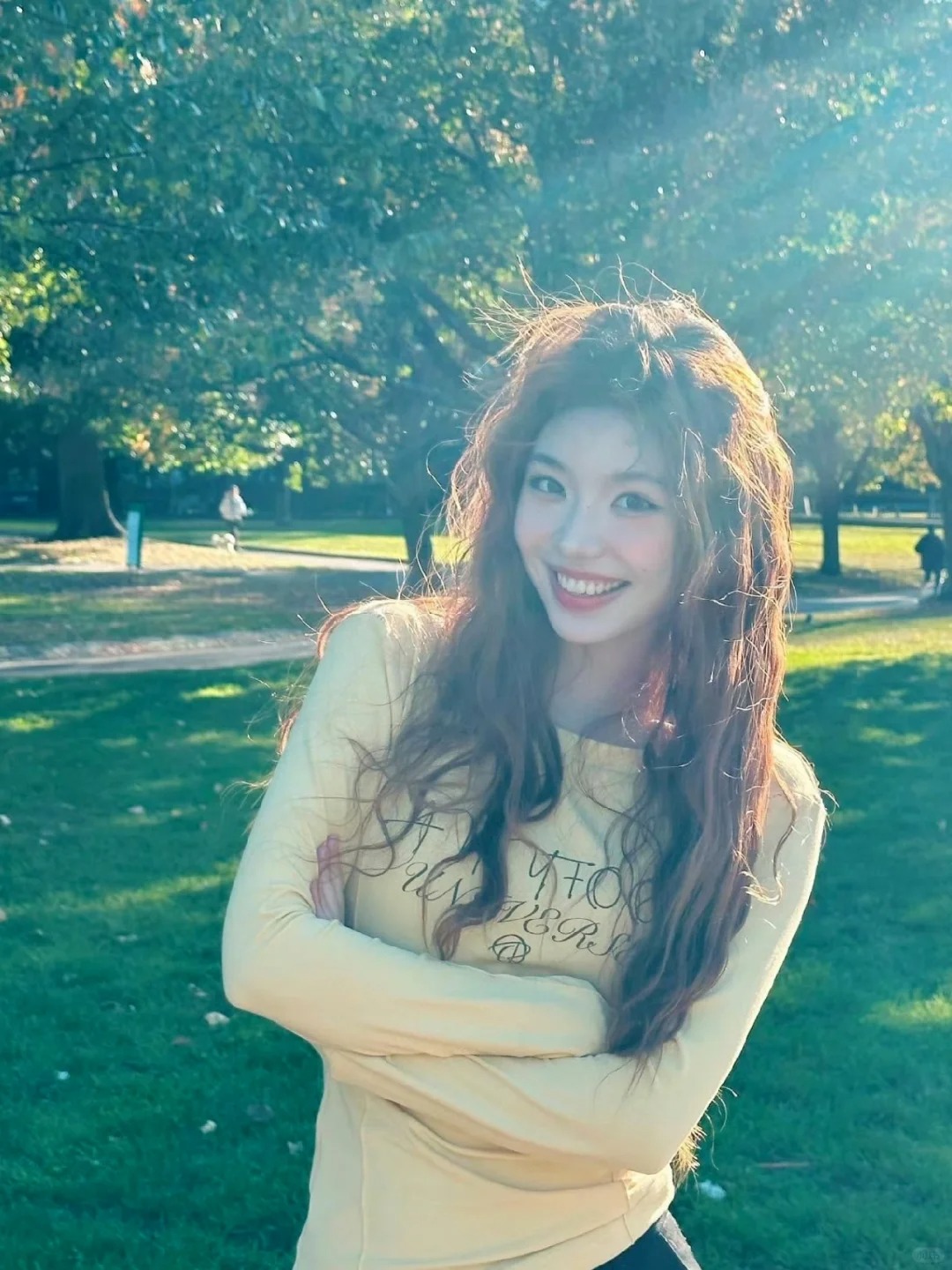 好喜欢黄饱饱这种明媚大气的长相！！！
活脱脱的氧气明媚大美女
黄饱饱真的太美了?