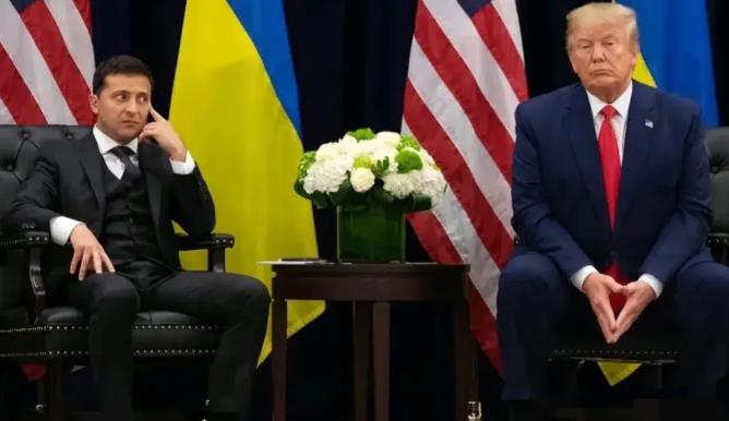 万万没想到！
特朗普主动与泽连斯基沟通！

近日，特朗普在接受采访时透露，他自己