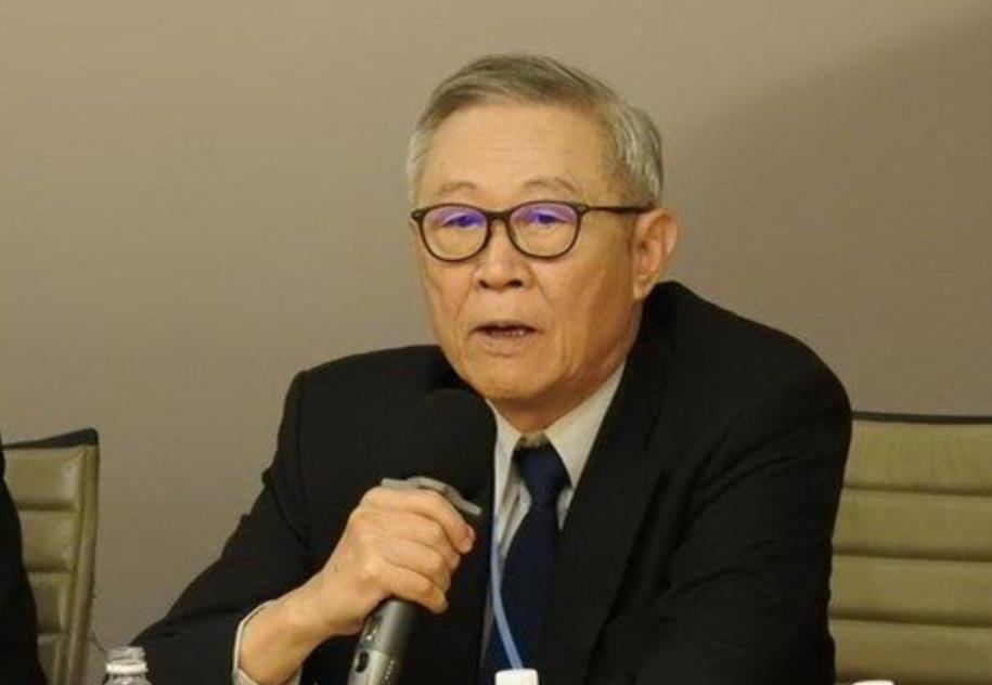 马英九执政时期的核心智囊赵春山对特朗普重返白宫后的两岸局势作出三个最新判断：一、