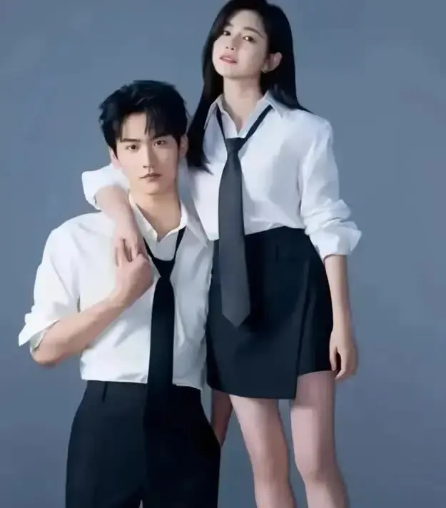 陈妍希官宣离婚后放飞自我，接拍姐弟恋剧集