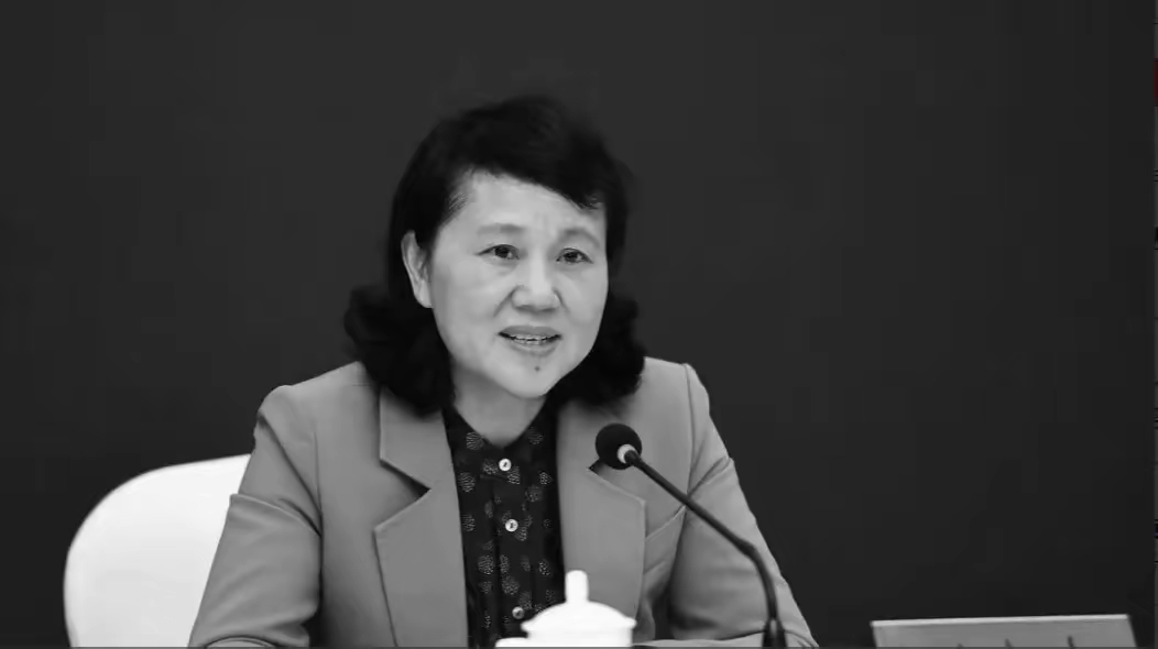 正厅级女官员，财政厅一把手在家中遇害，死因成谜，警方通报:两名嫌疑人坠楼身亡！