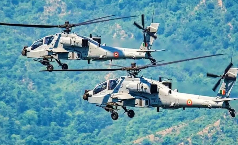 “阿帕奇”武装直升机是美军用来支援地面兵力的主要武器，也是目前世界上最为出色的作