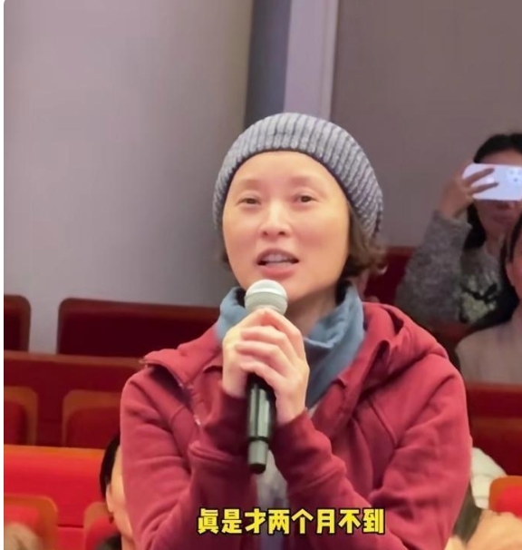 吴越素颜照看起来老了很多，虽然没做医美，但颜值下滑明显
